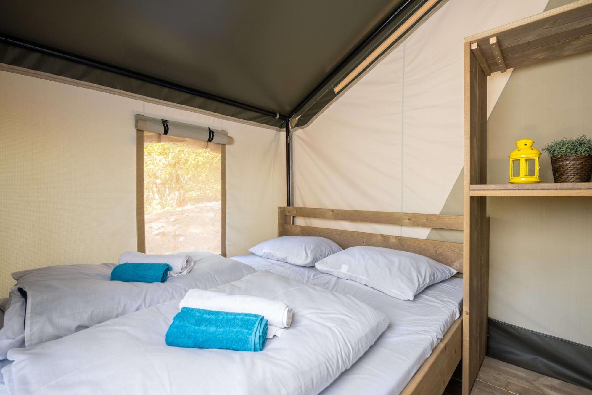 Easyatent Safari tent Lanterna Červar-Porat Zimmer foto