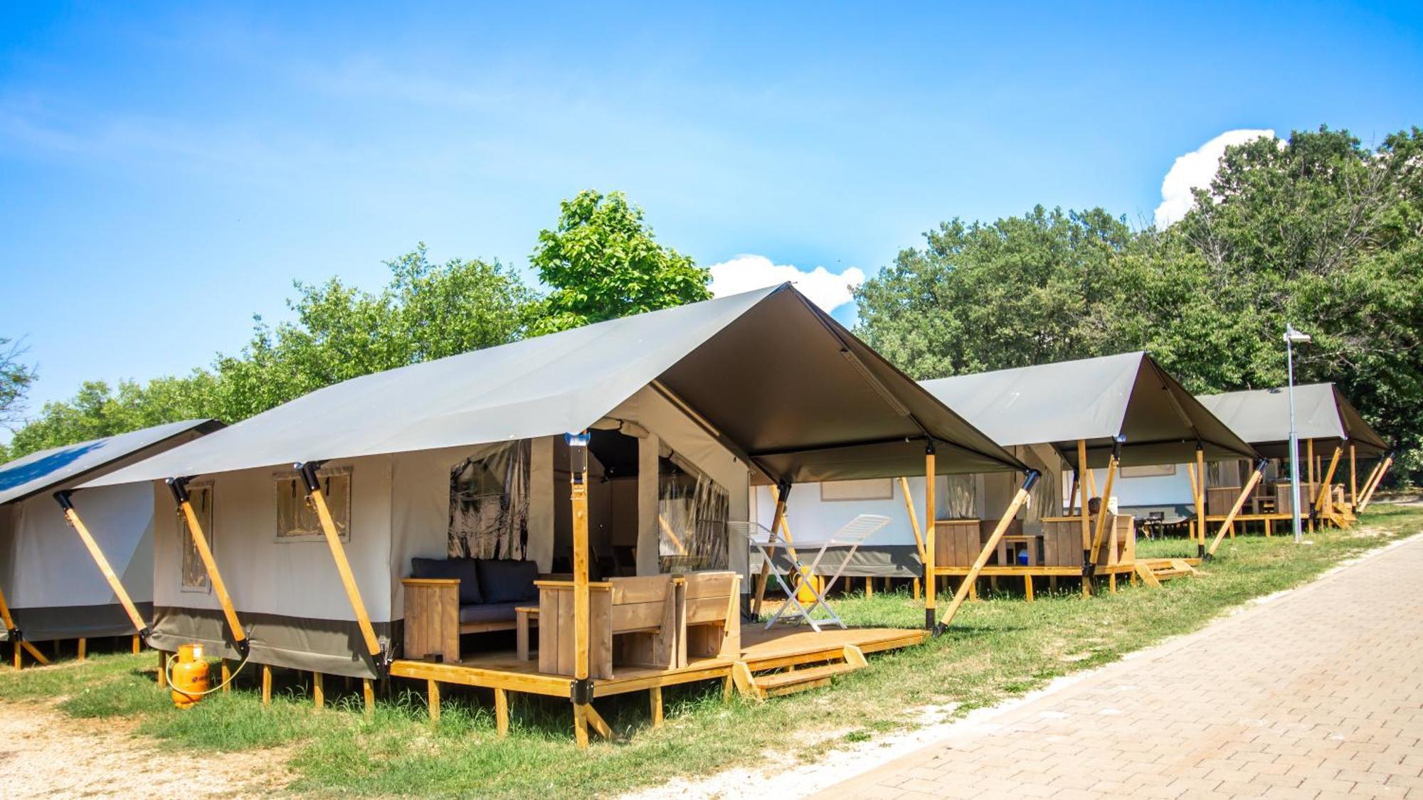 Easyatent Safari tent Lanterna Červar-Porat Zimmer foto