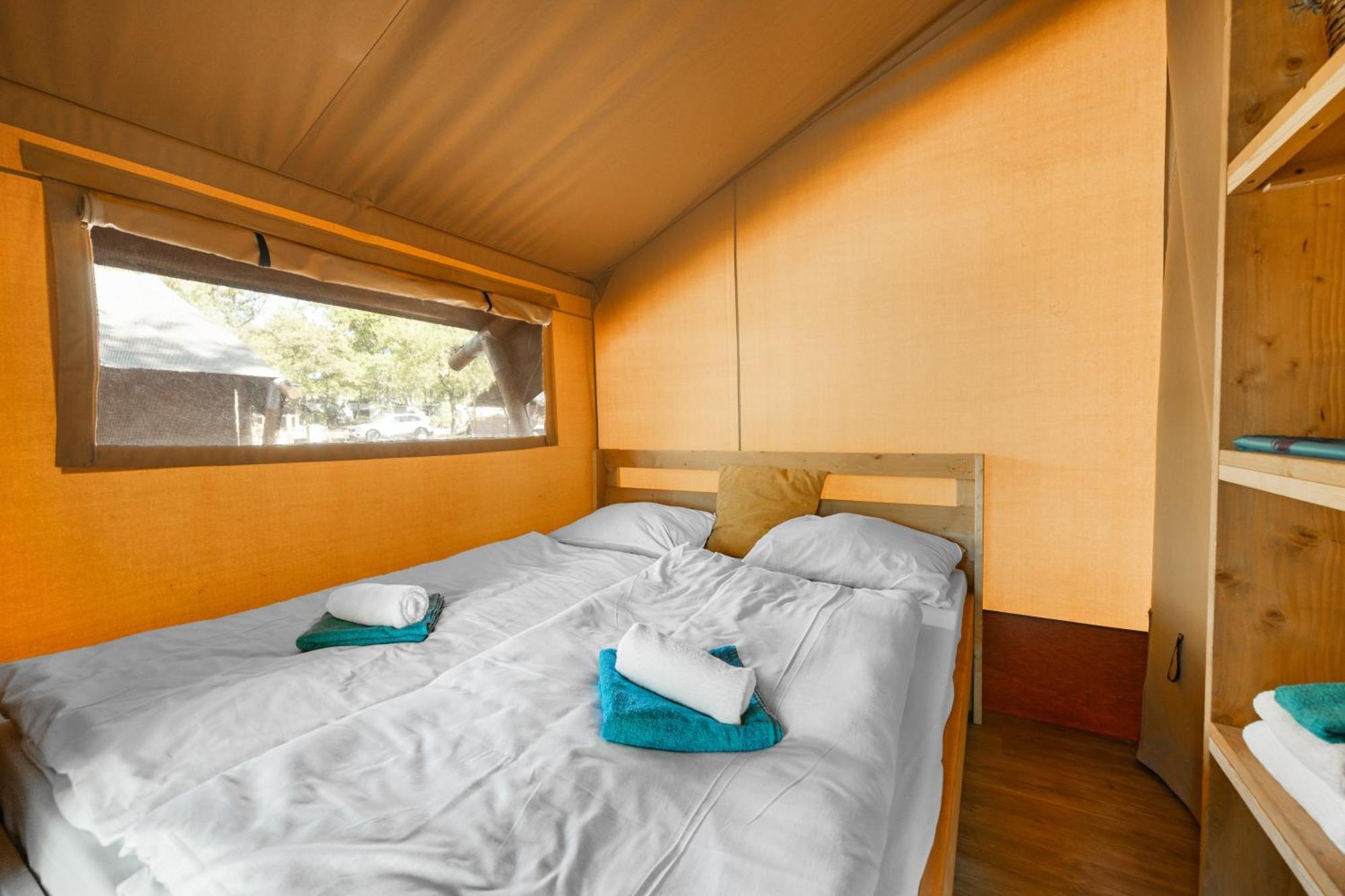 Easyatent Safari tent Lanterna Červar-Porat Zimmer foto