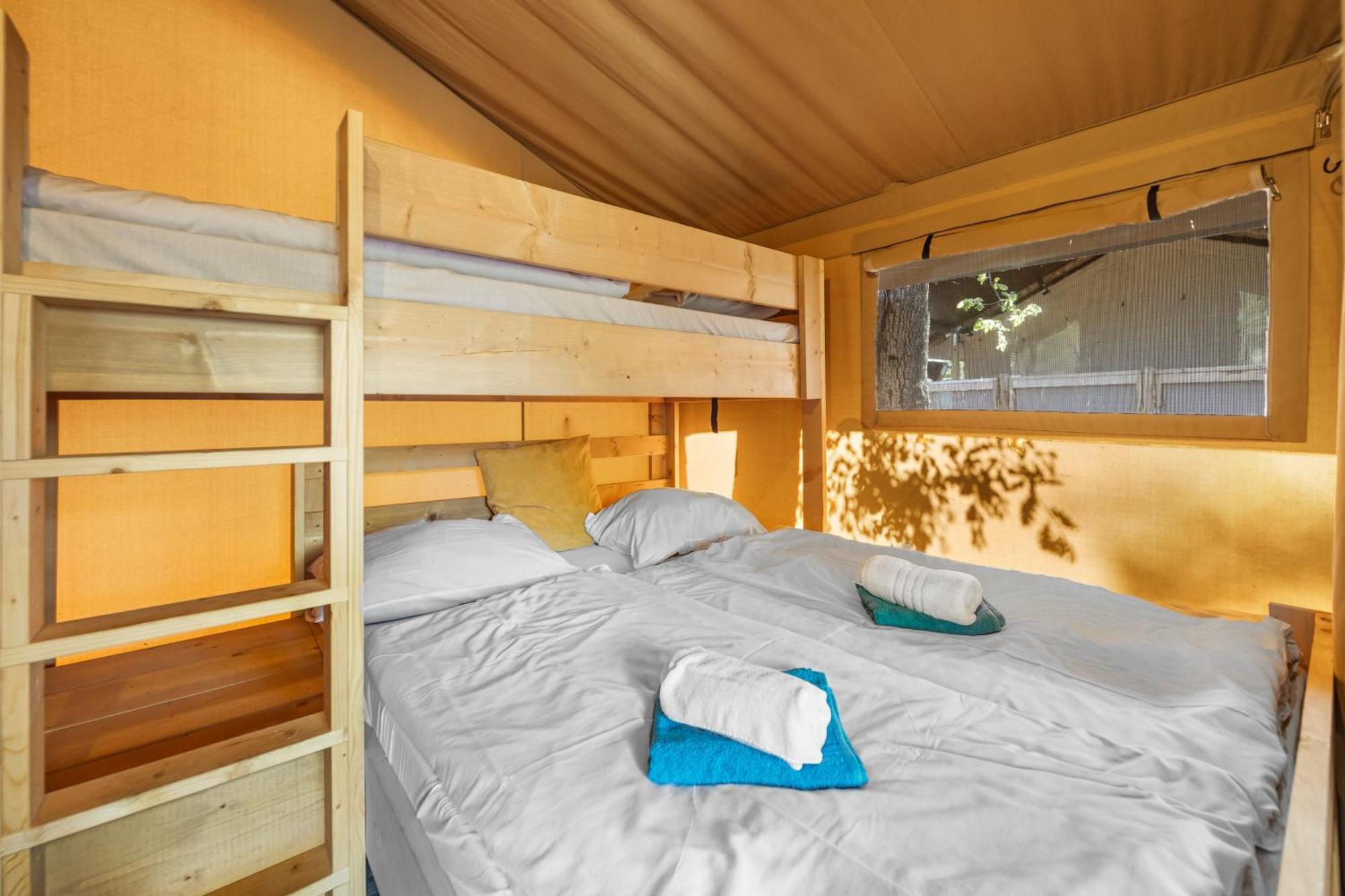 Easyatent Safari tent Lanterna Červar-Porat Zimmer foto