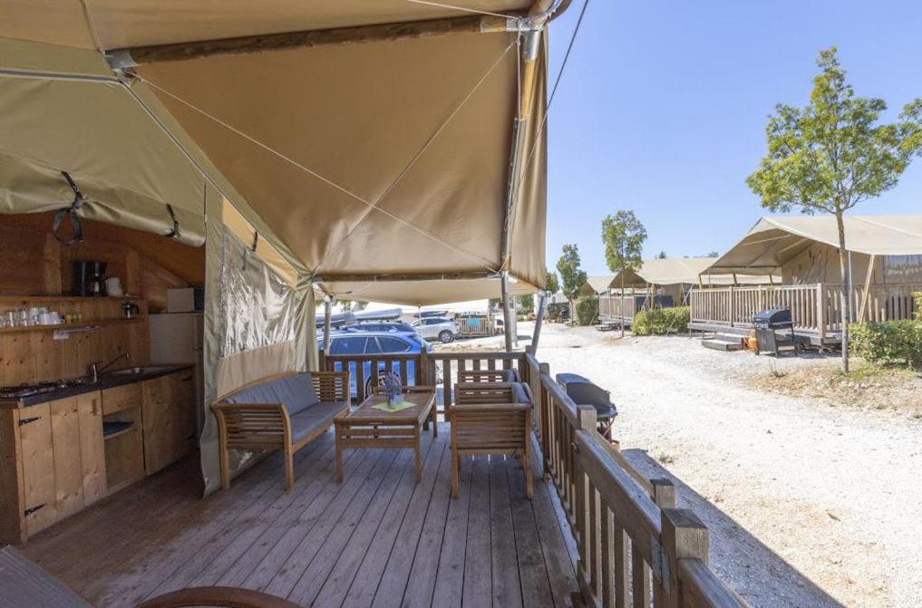 Easyatent Safari tent Lanterna Červar-Porat Zimmer foto